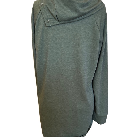 Grace & Lace Green Sweatshirt With Kangaroo Pocket. size Large - Picture 7 of 8